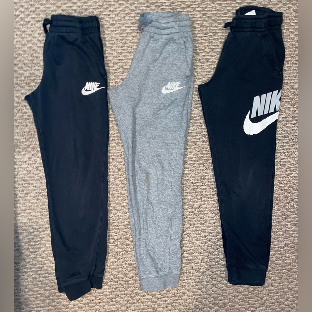 Boys Medium Nike Joggers Sweatpants set of 3